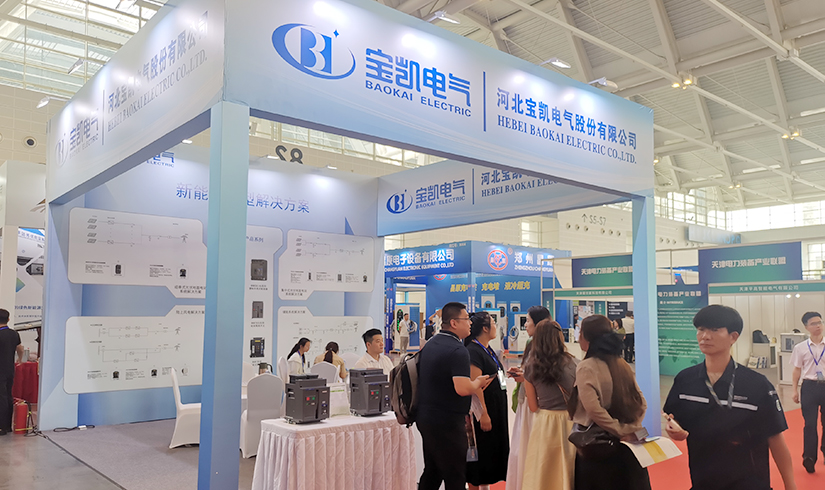 暴击行业天花板！jinnianhui今年会电气硬核技术亮相天津清洁能源展，引央视记者及能源产业巨头现场“挖宝”